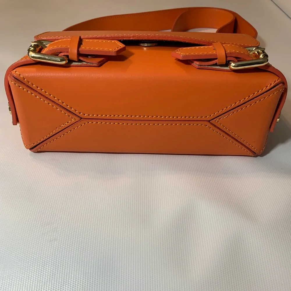 🔥HP🔥Bevini Modena genuine Italian leather orange purse - Picture 4 of 10